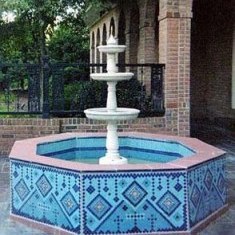 Сказочный дизайн фонтана