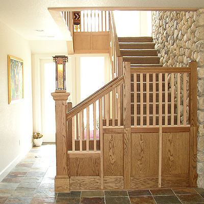 О деревянной лестнице в каменном доме