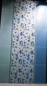 Голубая плитка с цветами от Нефрит Керамики