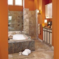 Апельсиновая ванная комната для любителей натурального камня